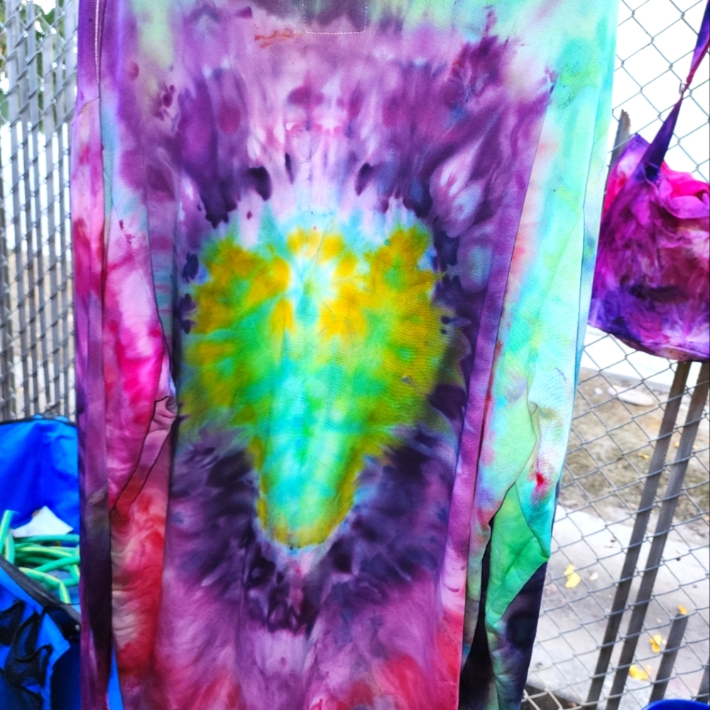 2xl zip up custom tye die